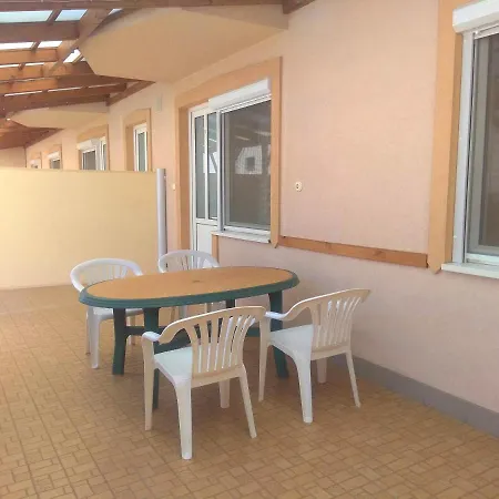 Gloria Apartman