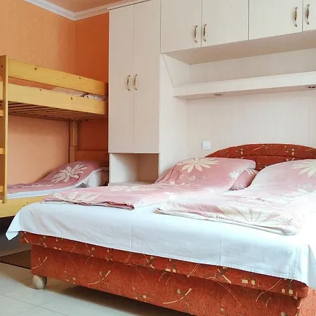 Apartment Gloria Apartman Hajduszoboszlo